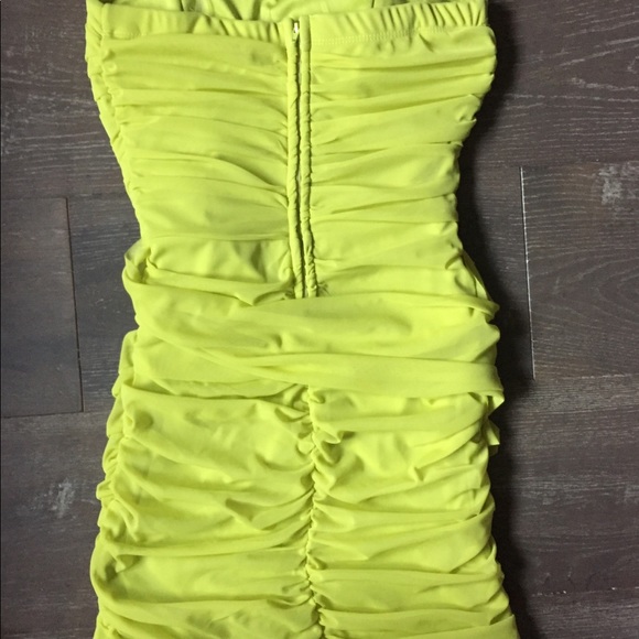 NEW Cutest dress size 7 never worn Make an offer - Picture 3 of 4